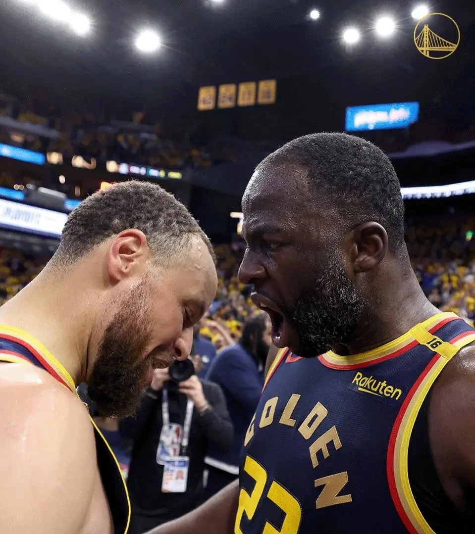 包含勇士队主力伤愈复出，为球队迎来转机的词条