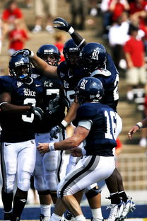 爱游戏平台-塔斯马尼亚联全队士气高昂，冲击世俱杯更高荣誉