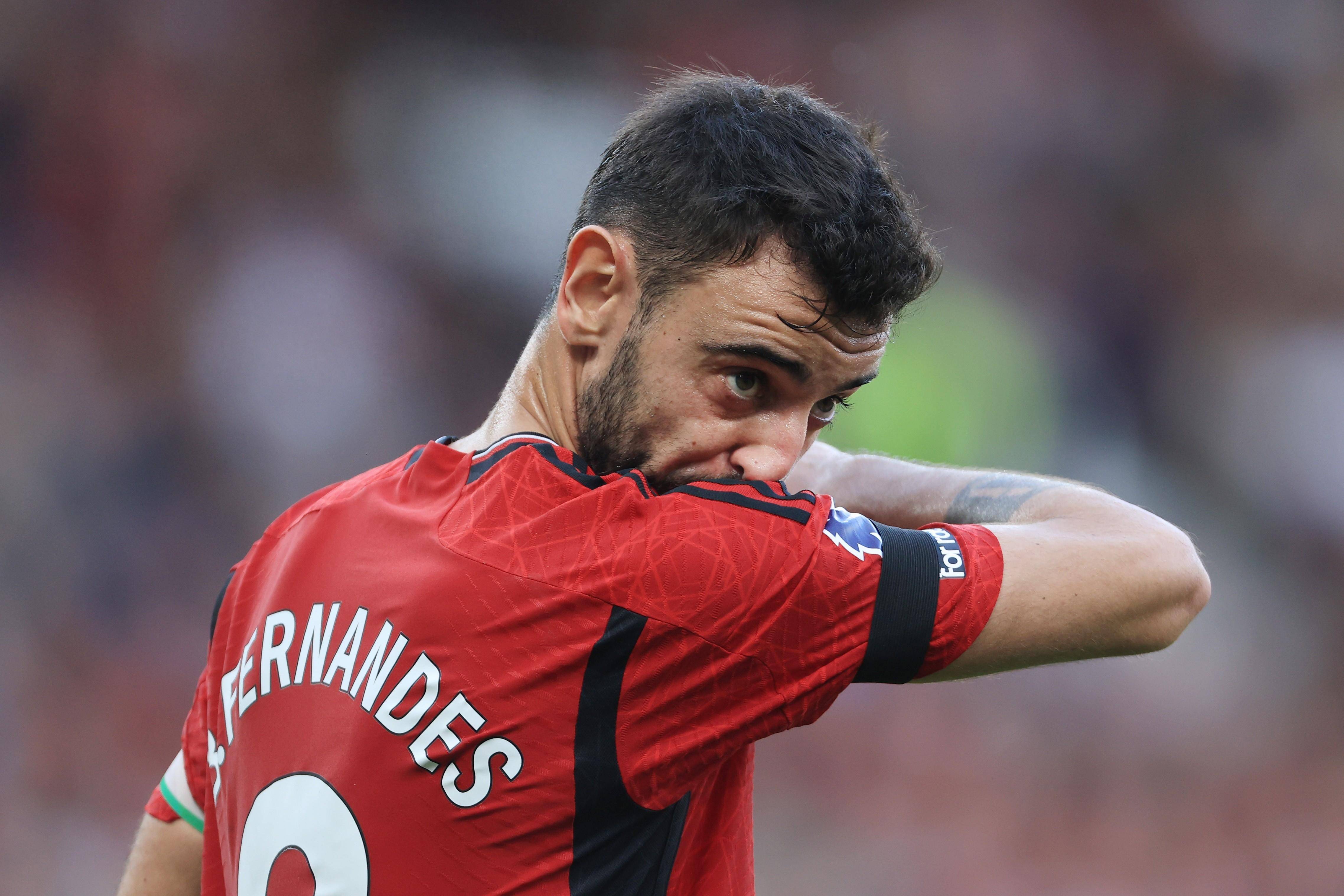 包含克里斯特尔宫球员受伤，或将缺席未来比赛的词条