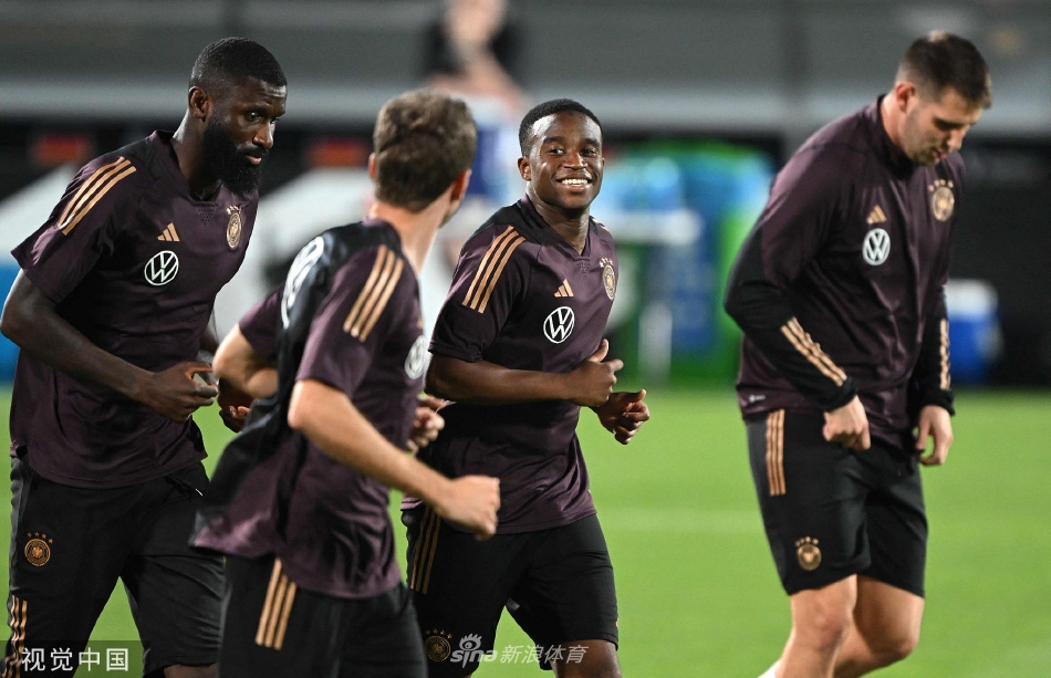 爱游戏在线-德国队展示实力备战重要比赛