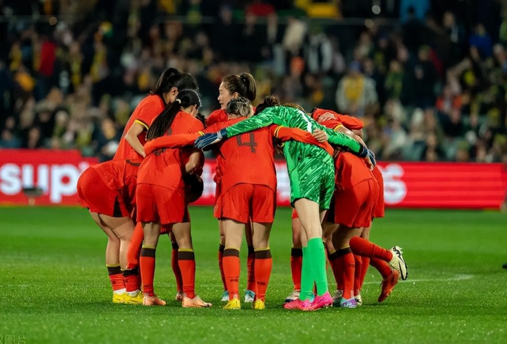 青海女足对阵北京队,争夺胜利 青海女足对阵北京队,争夺胜利