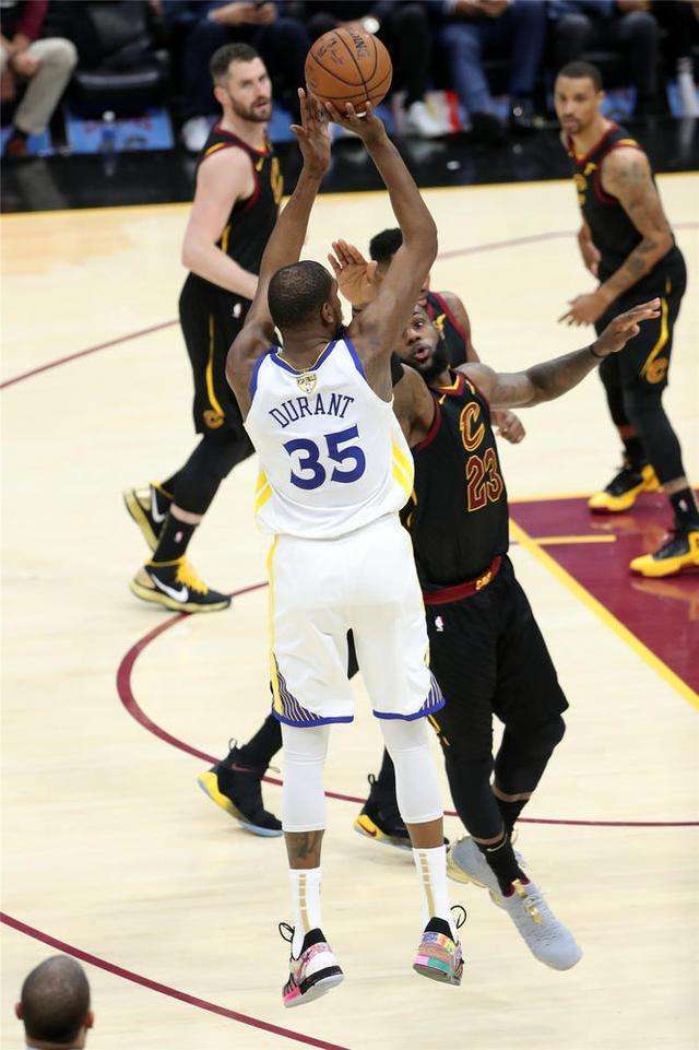 佛山队实力雄厚，成功征服对手