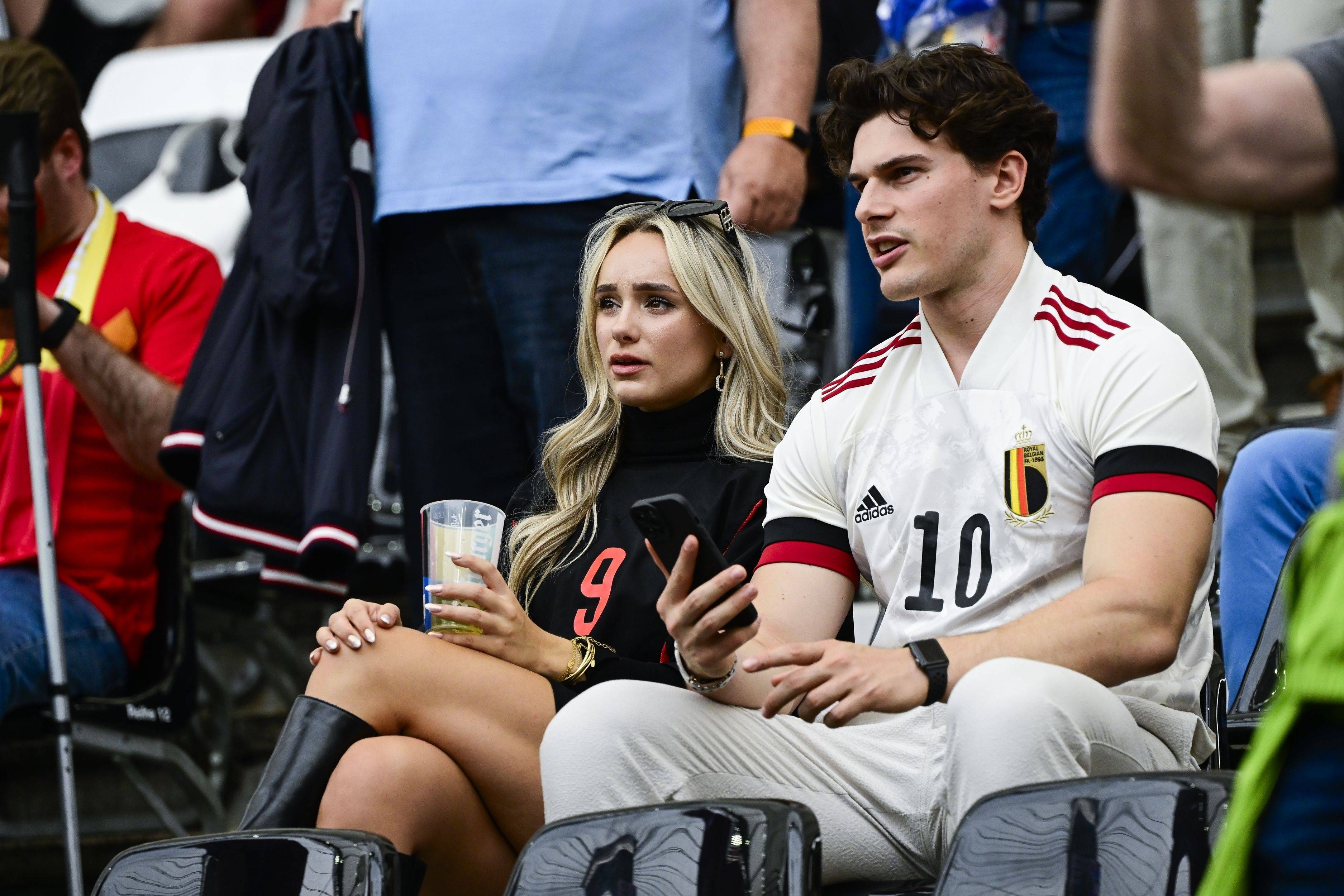 爱游戏新闻-欧洲杯篮球赛事为球迷带来精彩对决