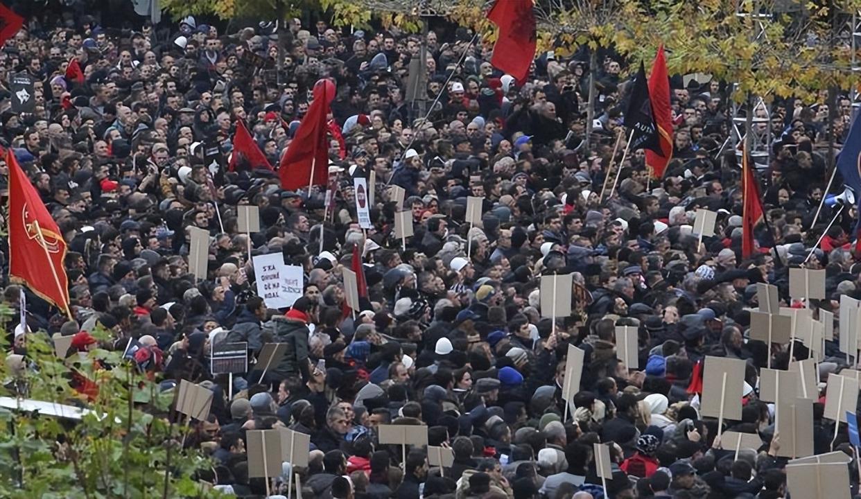 爱游戏官网-塞尔维亚赢球晋级，格鲁吉亚遭殃出局
