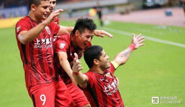 新赛季球队引援政策引发热议 新赛季球队引援政策引发热议