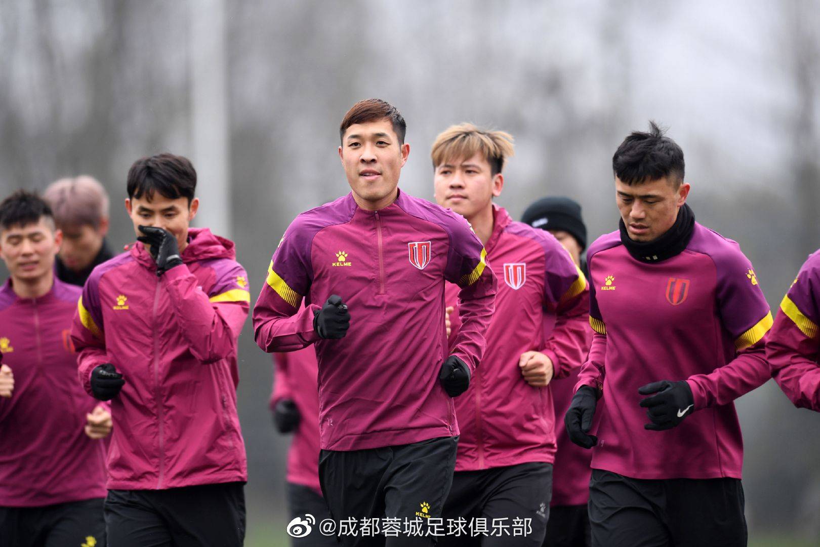 爱游戏教练-球队新秀状况良好，备战心态积极的简单介绍