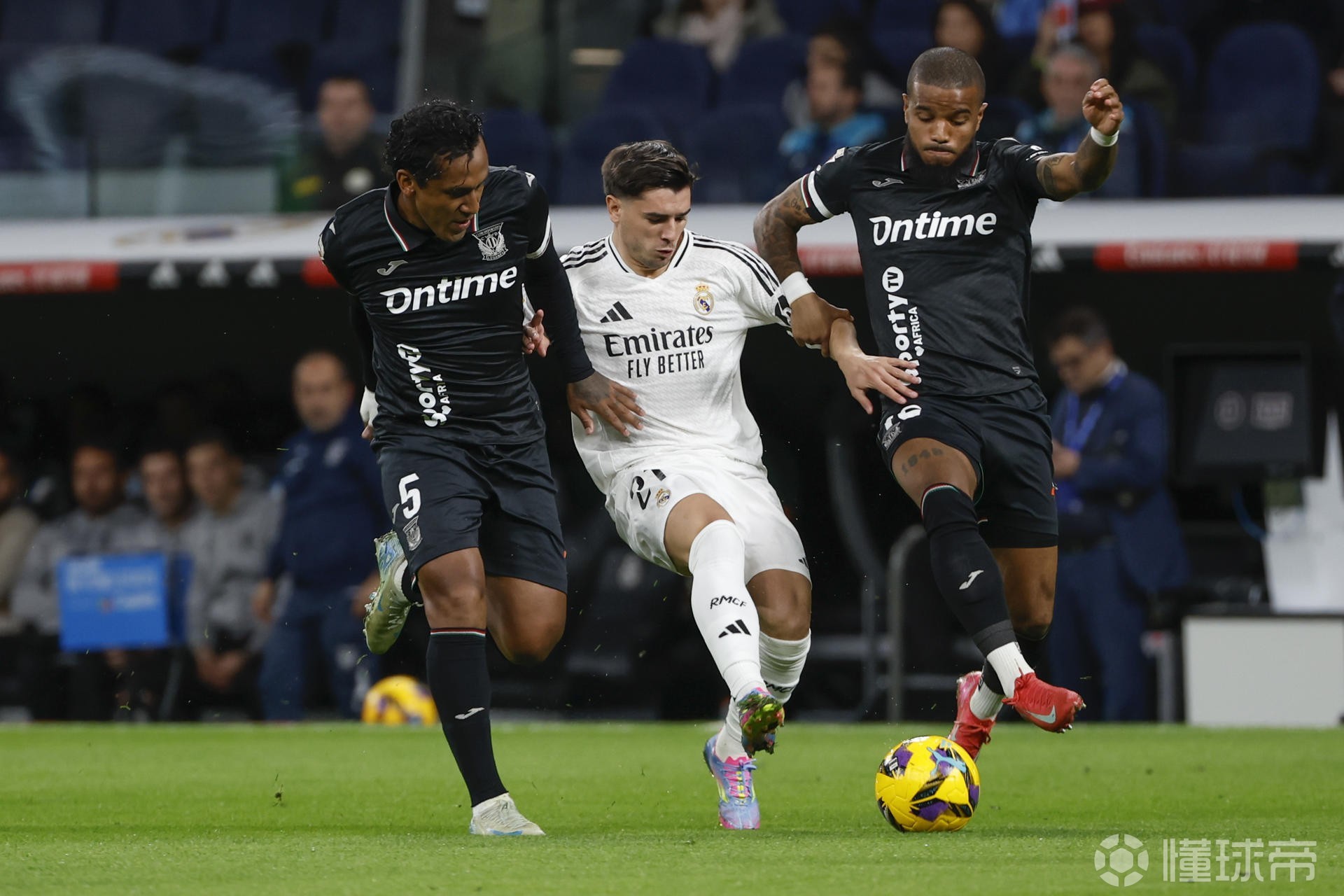 莱加内斯客场惊险逼平巴拉多利德