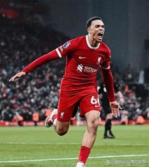 利物浦客场大胜，保持领跑势头