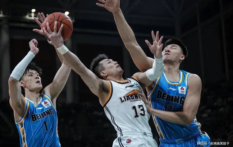 包含江苏队迎战北京首钢，实力堪摆考的词条